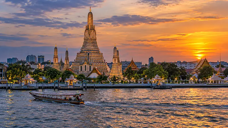 Original artwork evoking Bangkok — not a photograph.